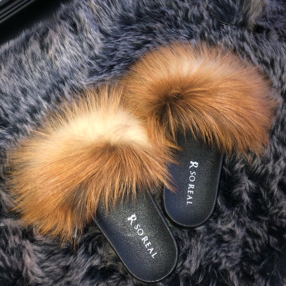 Red Fox Fur Slides - Picture 2 of 3